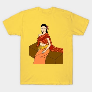 Thai Traditional Dress - Thai Beauty ! T-Shirt